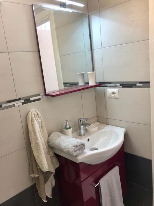 Saras Apartment ペルージャ エクステリア 写真