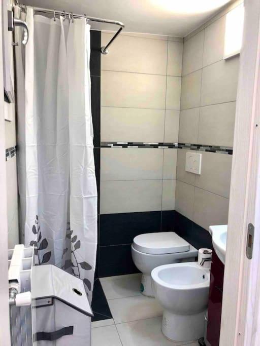 Saras Apartment ペルージャ エクステリア 写真